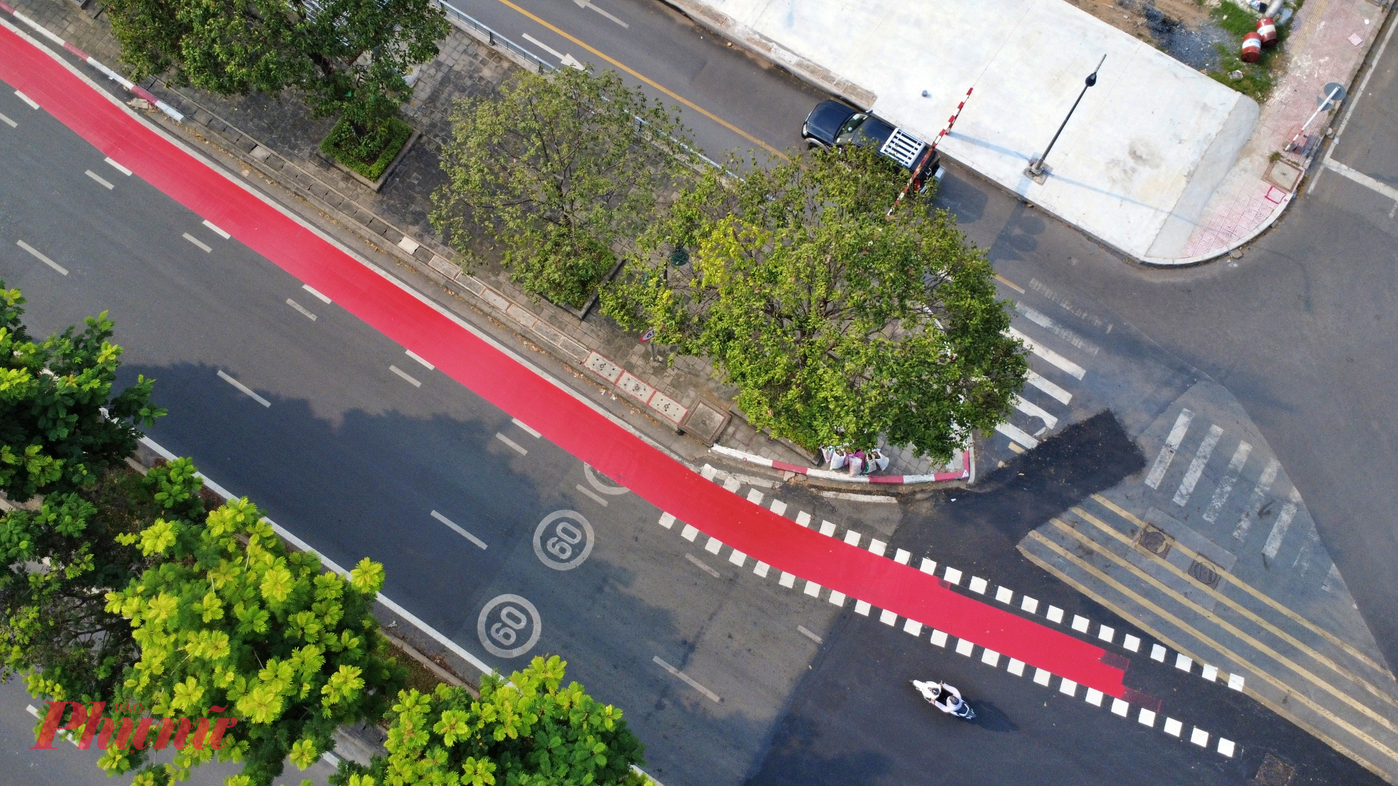 Theo Trung tâm Quả lý điều hành giao thông đô thị, Để đảm bảo an toàn và phân biệt làn ưu cho xe đạp, Trung tâm Quản lý điều hành giao thông đô thị sẽ lắp đặt các biển báo nhận diện. 