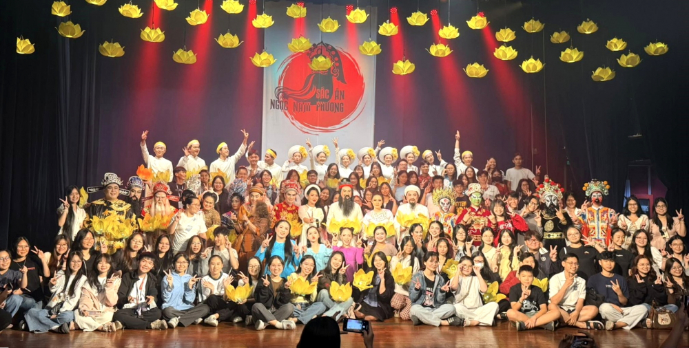 Dù trở lại vào dịp cuối năm, Sắc - ấn ngọc Nam phương vẫn thu hút rất đông khán giả - Nguồn ảnh: Nhà hát nghệ thuật hát bội TPHCM