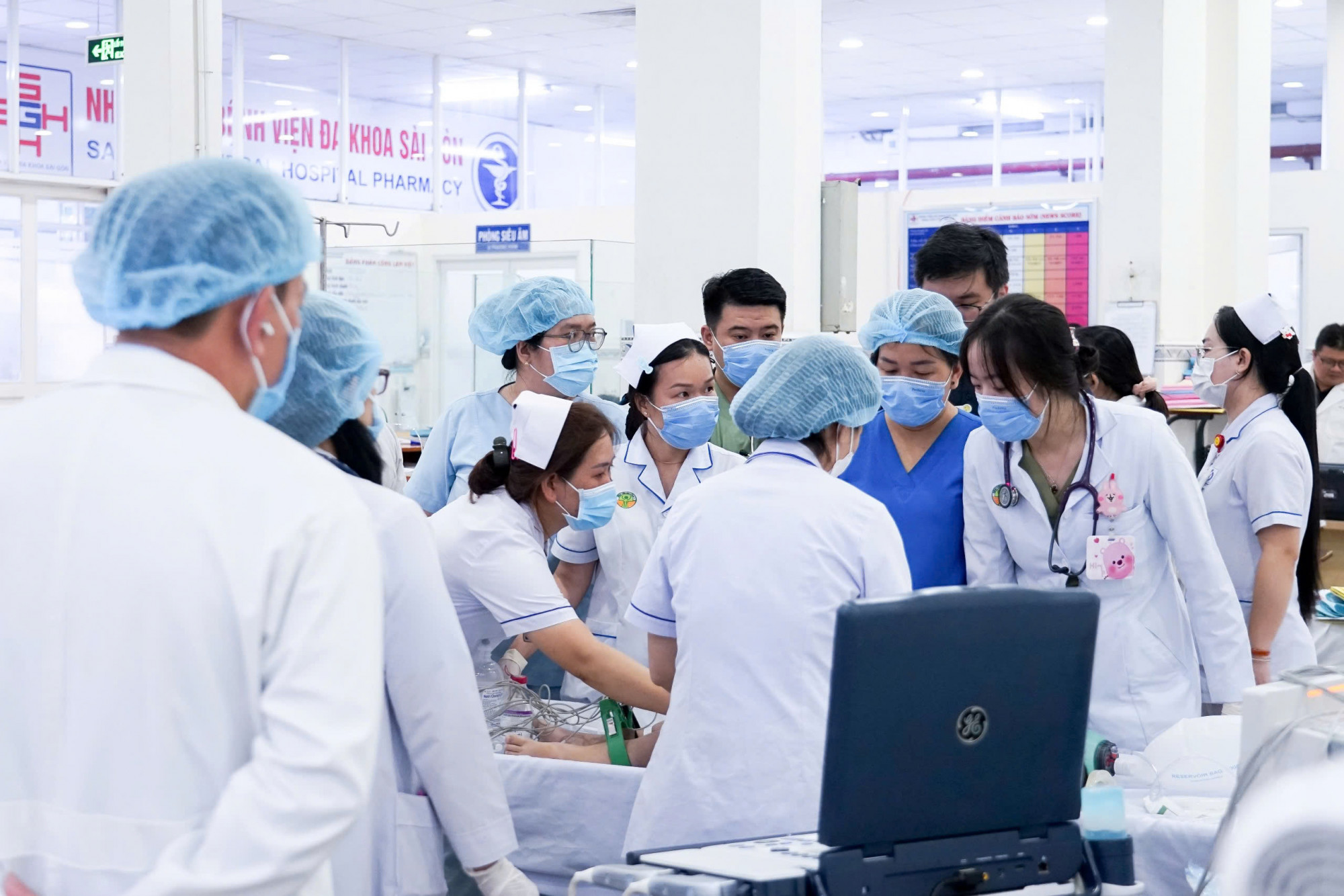 Trước khi chính thức sáp nhập, hai bệnh viện đã có hơn 5 tháng phối hợp chặt chẽ trong khám, chữa bệnh, ảnh BVCC