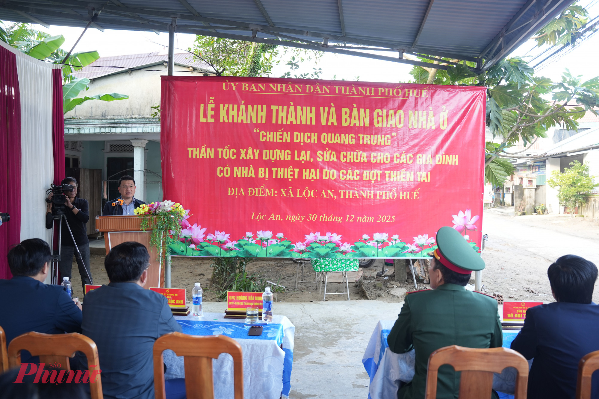 Những hộ dân gặp khó khăn do đợt mưa lũ lịch sử vừa qua tạo xã Lộc An TP Huế nay đã có nhà mới kịp đón Tết Bính Ngọ