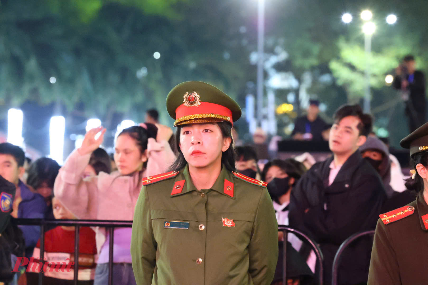 Nhiều cán bộ, chiến sĩ công an tham gia đảm bảo an ninh trật tự tại chương trình