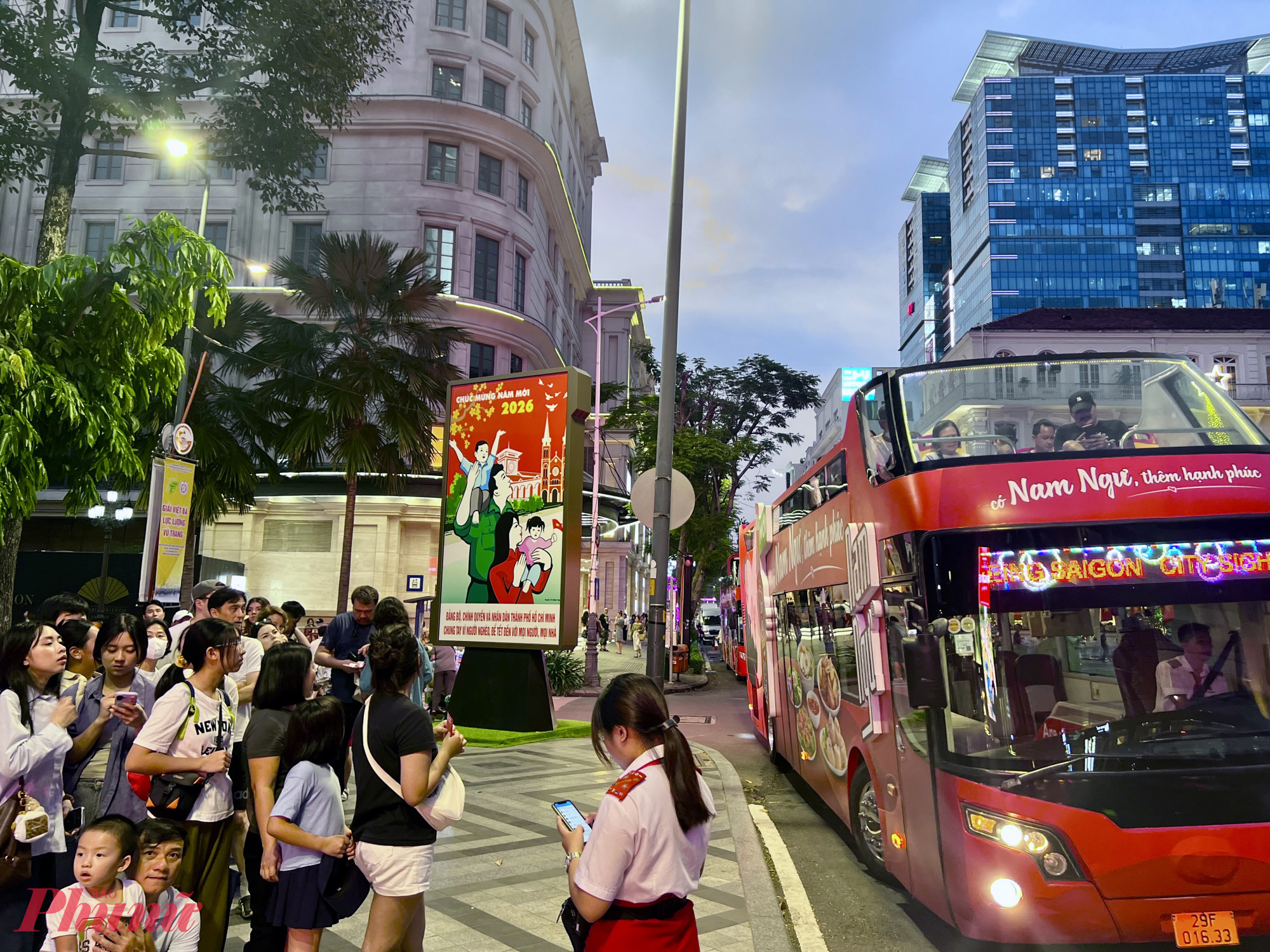 Các điểm kinh doanh dịch vụ du lịch ở TPHCM đã đồng loạt công bố các chương trình văn hóa, du lịch đặc sắc dịp tết dương lịch 2026.