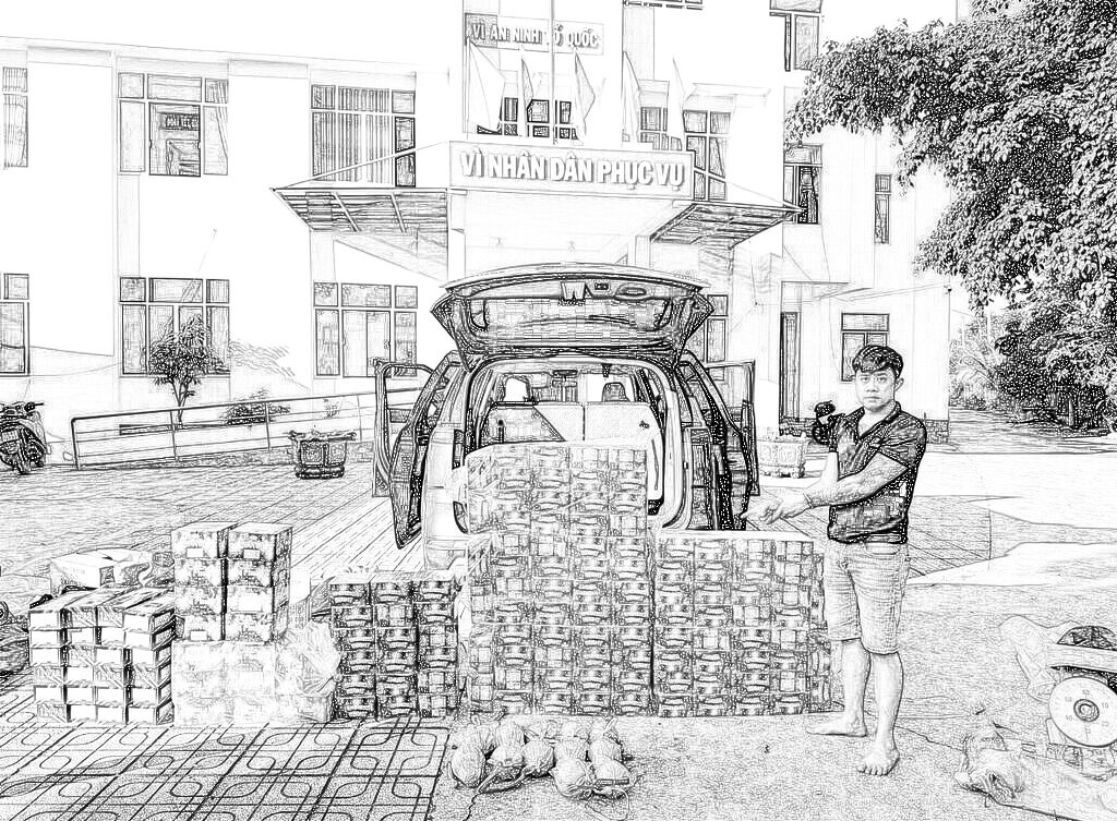 Một đối tượng vận chuyển pháo nổ bị bắt. Ảnh: CA