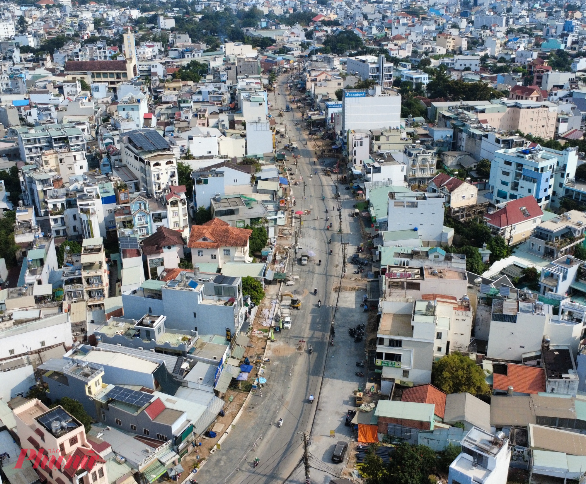 Dự án nâng cấp, mở rộng đường Nguyễn Thị Định dài gần 2km, tổng mức đầu tư hơn 2.000 tỉ đồng, được khởi công ngày 26/4/2025 