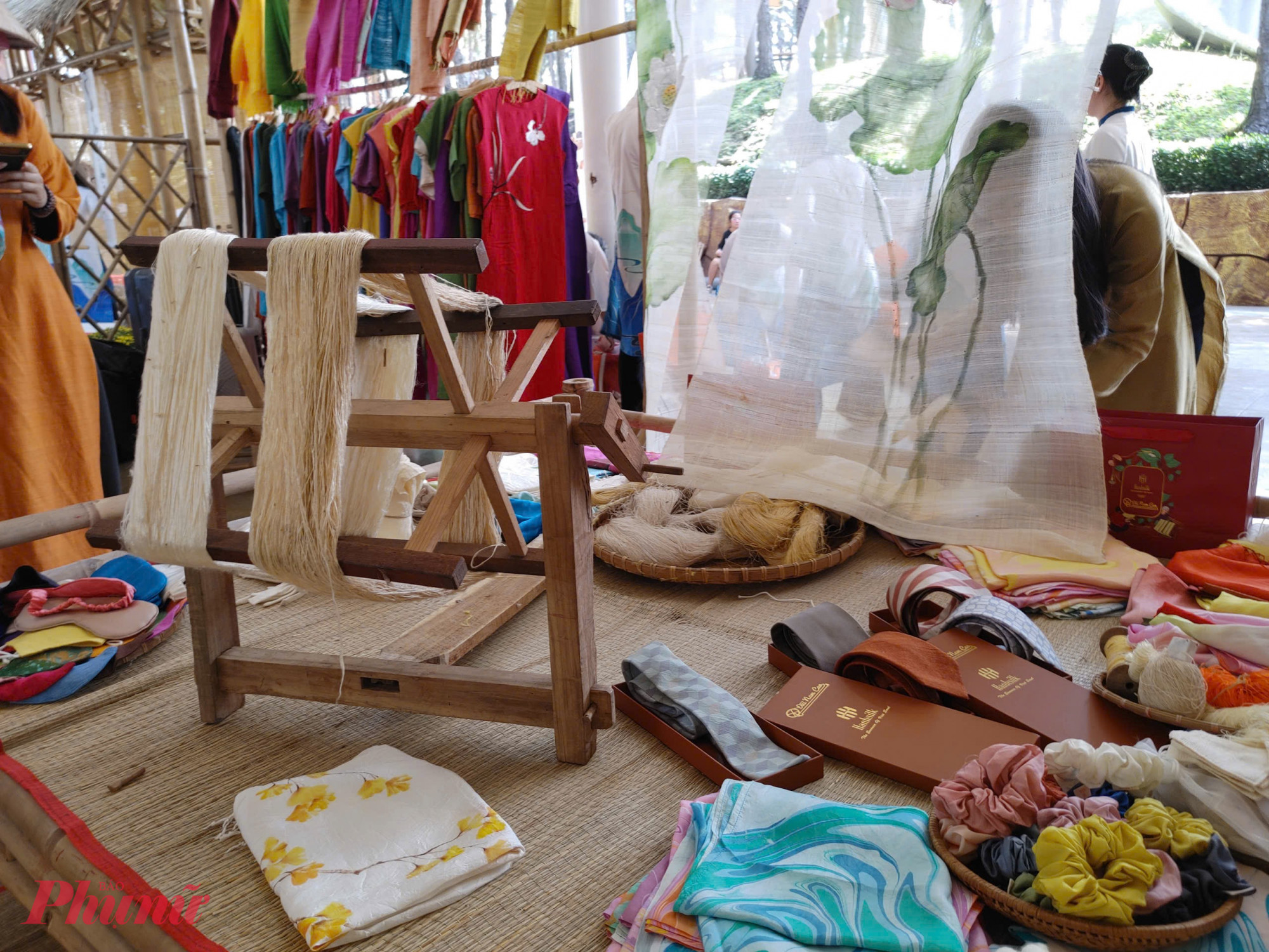 Theo bà Bùi Thị Tố Trinh, Phó Tổng Giám đốc Khu Du lịch Văn hóa Suối Tiên, Lễ hội Văn hóa Việt Nam 2026 “Nghìn Nét Việt Trên Đất Tiên” là nhịp cầu tiếp nối hành trình văn hóa, nơi những giá trị truyền thống ngàn đời của dân tộc được khơi dậy, lan tỏa mạnh mẽ trong đời sống đương đại, đặc biệt là với thế hệ trẻ.