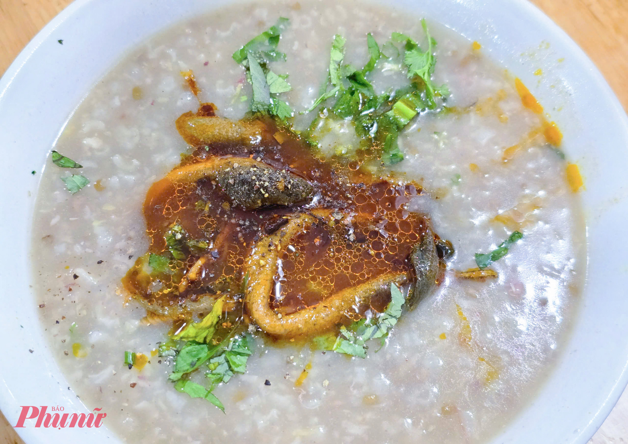 Cháo lươn và súp lươn được xem là những món tiêu biểu, tạo nên dấu ấn riêng của ẩm thực xứ Nghệ