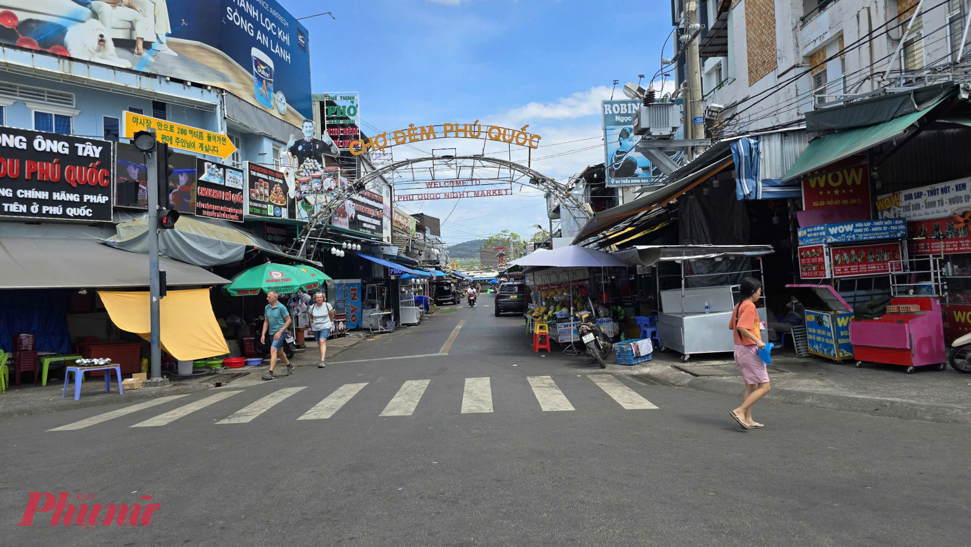 Chợ đêm Phú Quốc sẽ dừng hoạt đồng khi UBND đặc khu Phú Quốc thanh lý hợp đồng với Công ty Cổ phần Du lịch Ngôi Sao Biển - Ảnh Phú Hữu