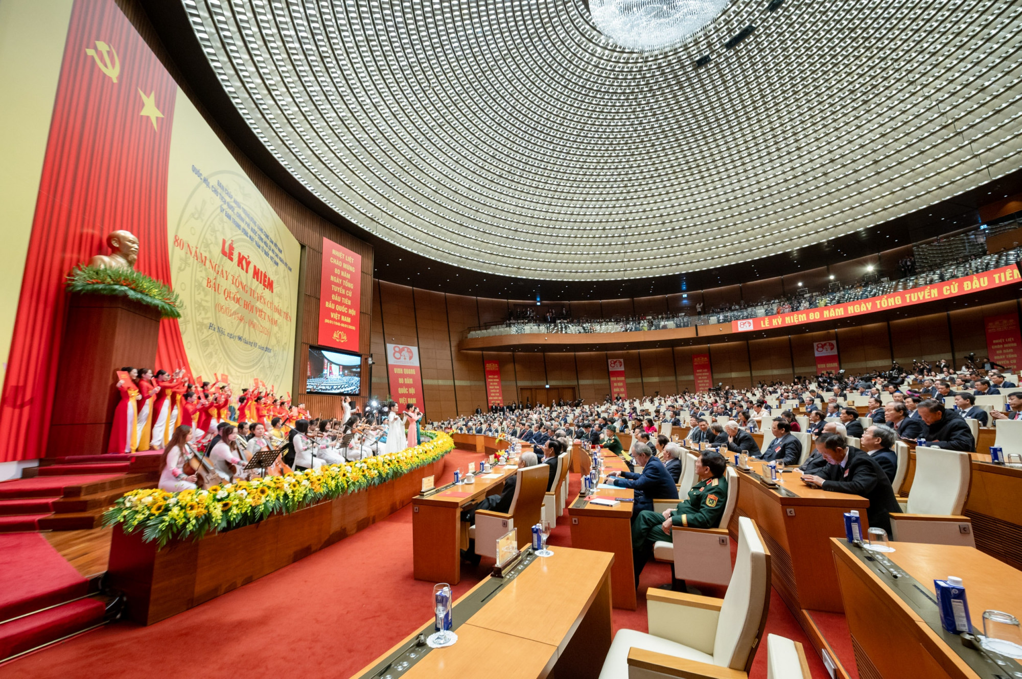 Đại biểu tham dự Lễ Kỷ niệm 80 năm ngày Tổng tuyển cử đầu tiên bầu Quốc hội Việt Nam - ảnh: Phạm Thắng