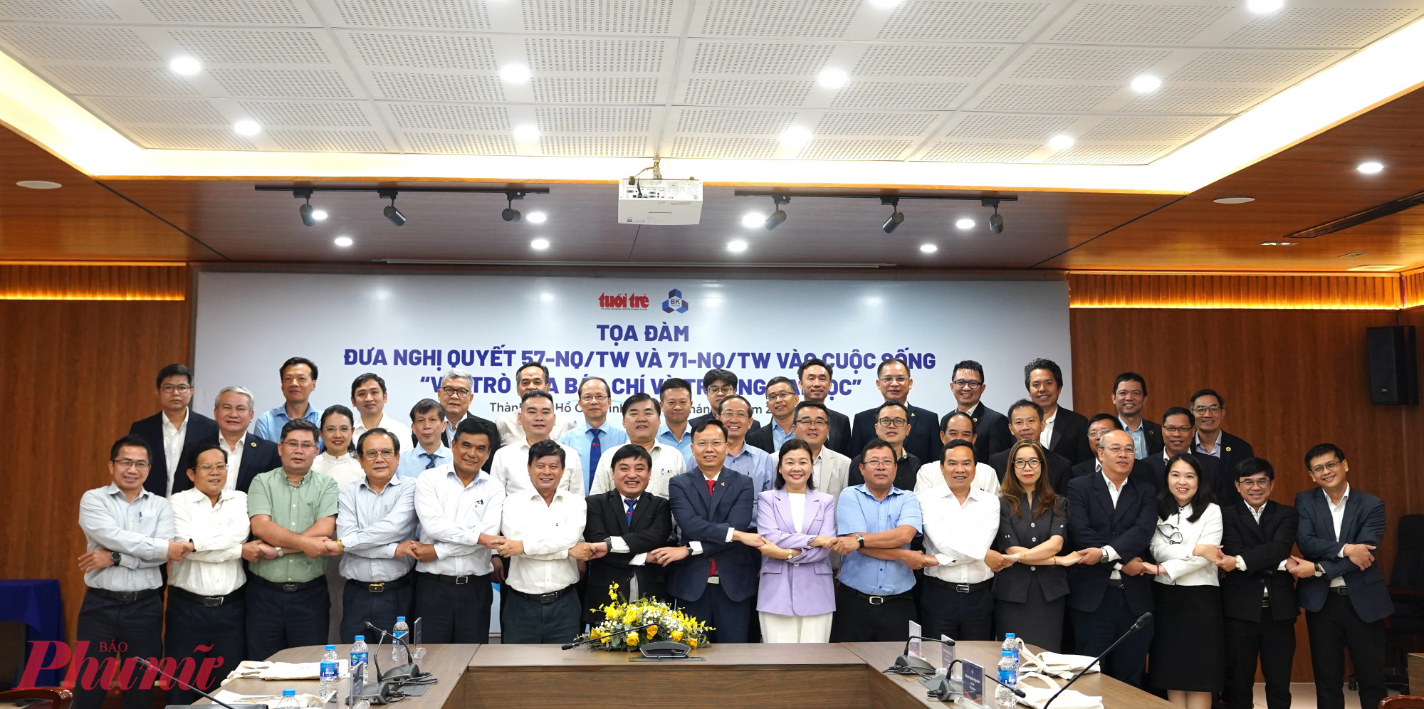 Các nhà quản lý đến từ các trường đại học và cơ quan báo chí đã chia sẻ những góc nhìn đa chiều trong việc thực hiện hóa các Nghị quyết - Ảnh: Nguyễn Loan