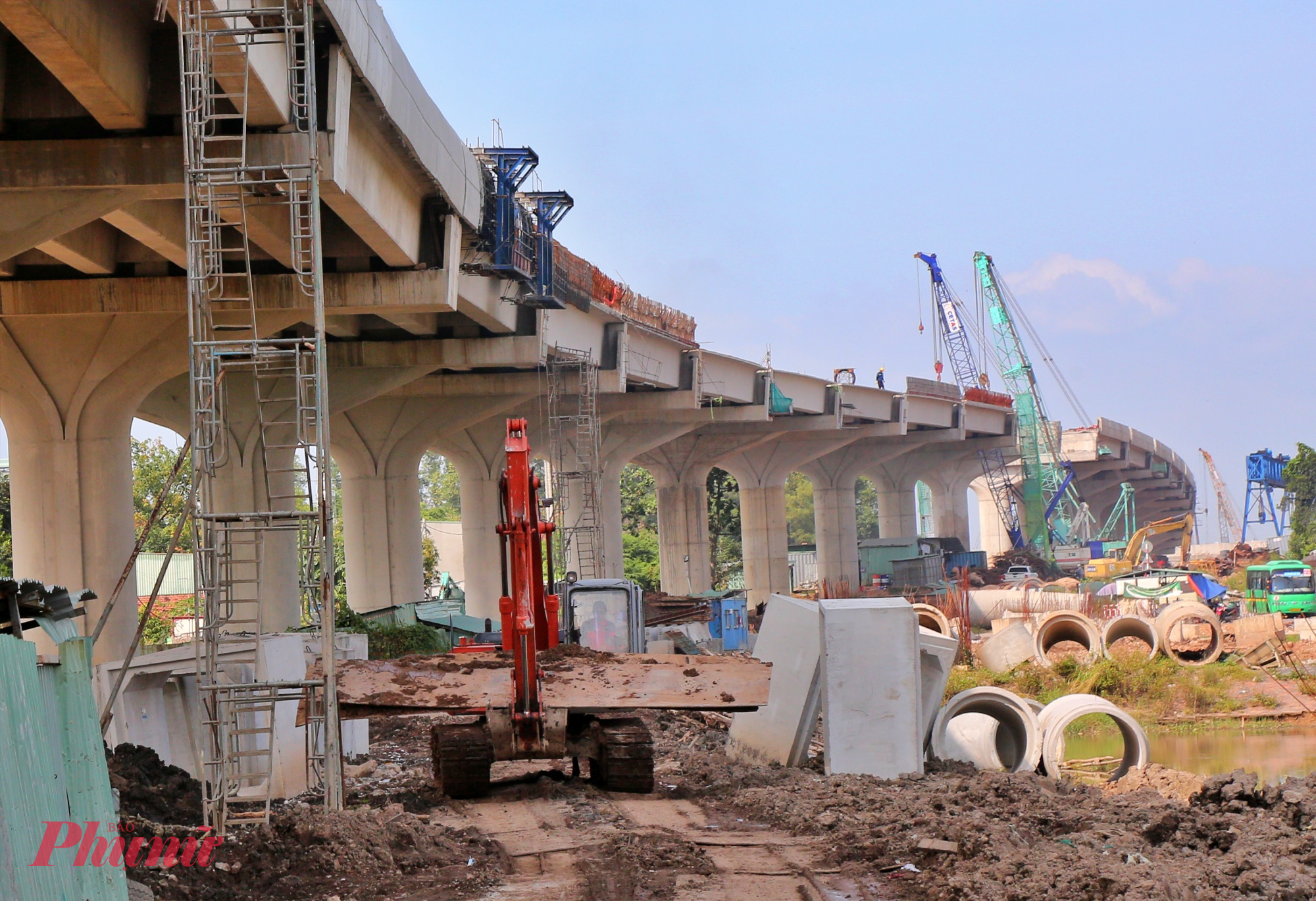 Đường Vành đai 3 trên đường Nguyễn Xiển hướng đi nút giao Gò Công - Ảnh: Nguyễn Văn