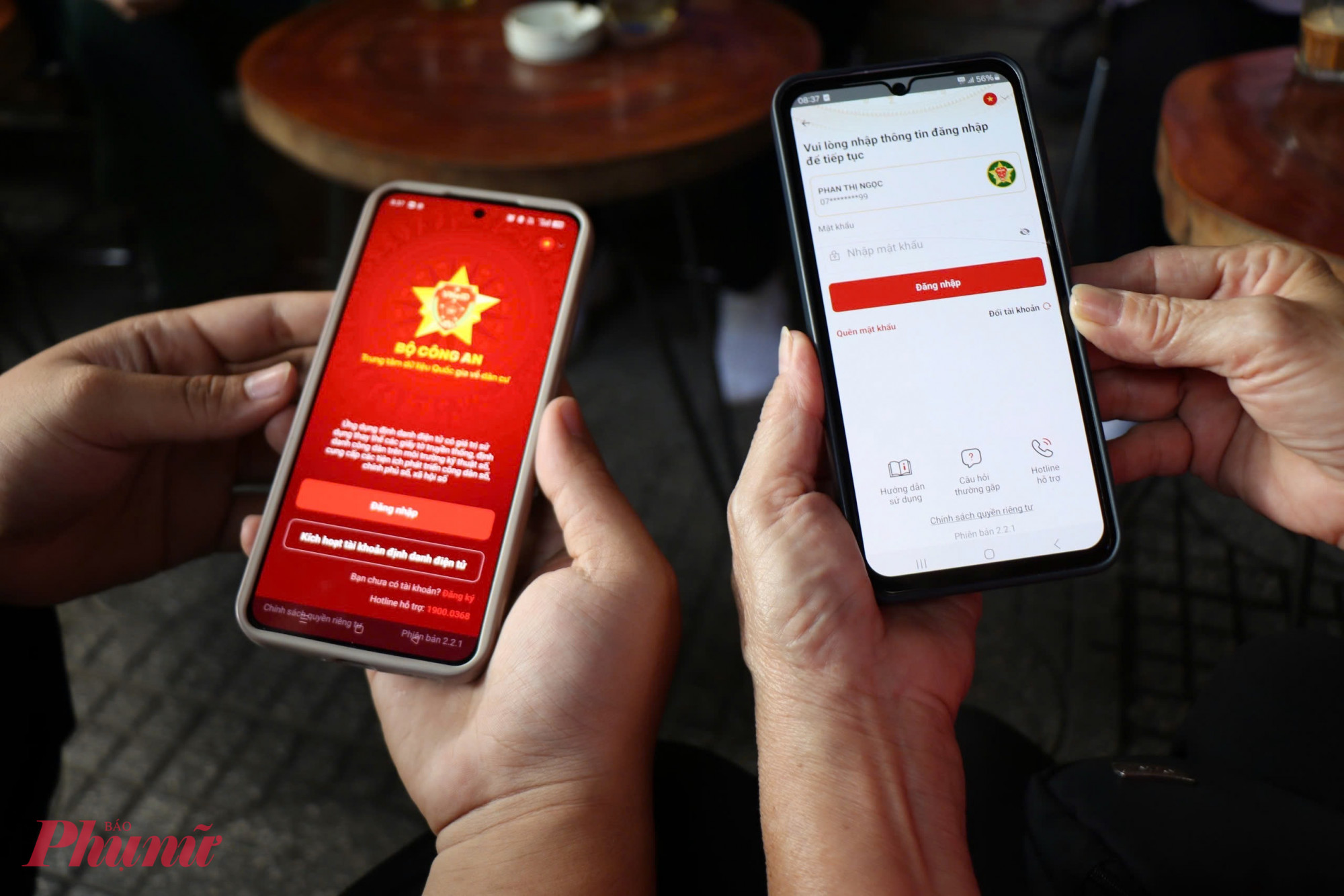 TP.HCM đang đẩy mạnh vận động người dân tạo lập tài khoản an sinh xã hội trên ứng dụng VNeID, hướng đến chi trả trợ cấp nhanh chóng, minh bạch và an toàn - Ảnh: Thanh Tâm