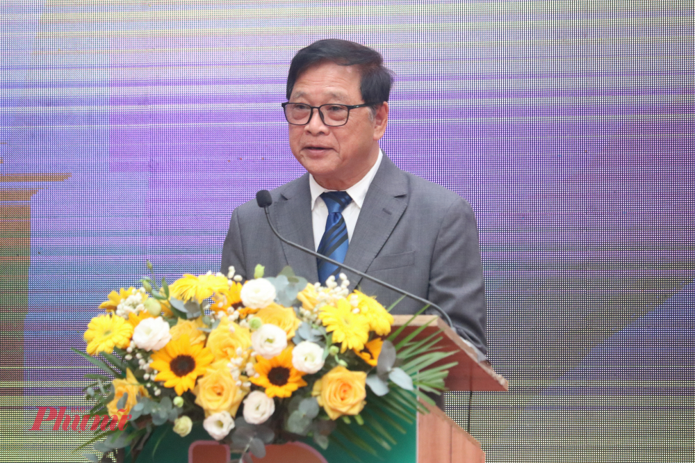 Ông Lê Hoàng chia sẻ cảm xúc và những ký ức đáng nhớ trong hành trình 10 năm điều hành Đường Sách TPHCM