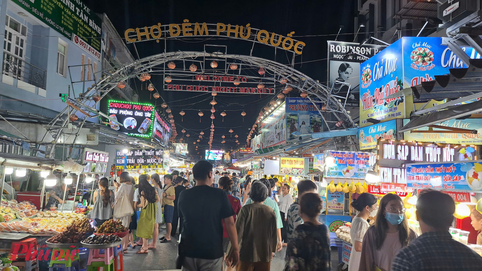 Để hoạt động qua tết chợ đêm Phú Quốc phải đảm bảo điều kiện an toàn vệ sinh thực phẩm và phòng cháy chữa cháy - Ảnh Phú Hữu