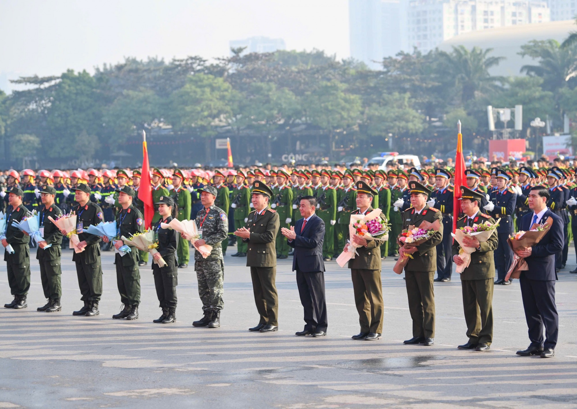 Sáng nay (10/1), tại Quảng trường Sân vận động quốc gia Mỹ Đình (TP Hà Nội), Bộ Công an tổ chức Lễ xuất quân và diễn tập các phương án bảo vệ an ninh trật tự phục vụ Đại hội đại biểu toàn quốc lần thứ XIV của Đảng.
