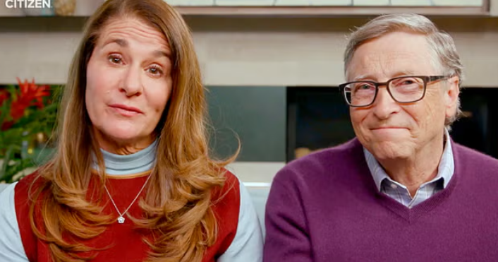 Cặp đôi tuyên bố ly hôn vào tháng 5 năm 2021 và sau đó chia tay các nỗ lực từ thiện của họ