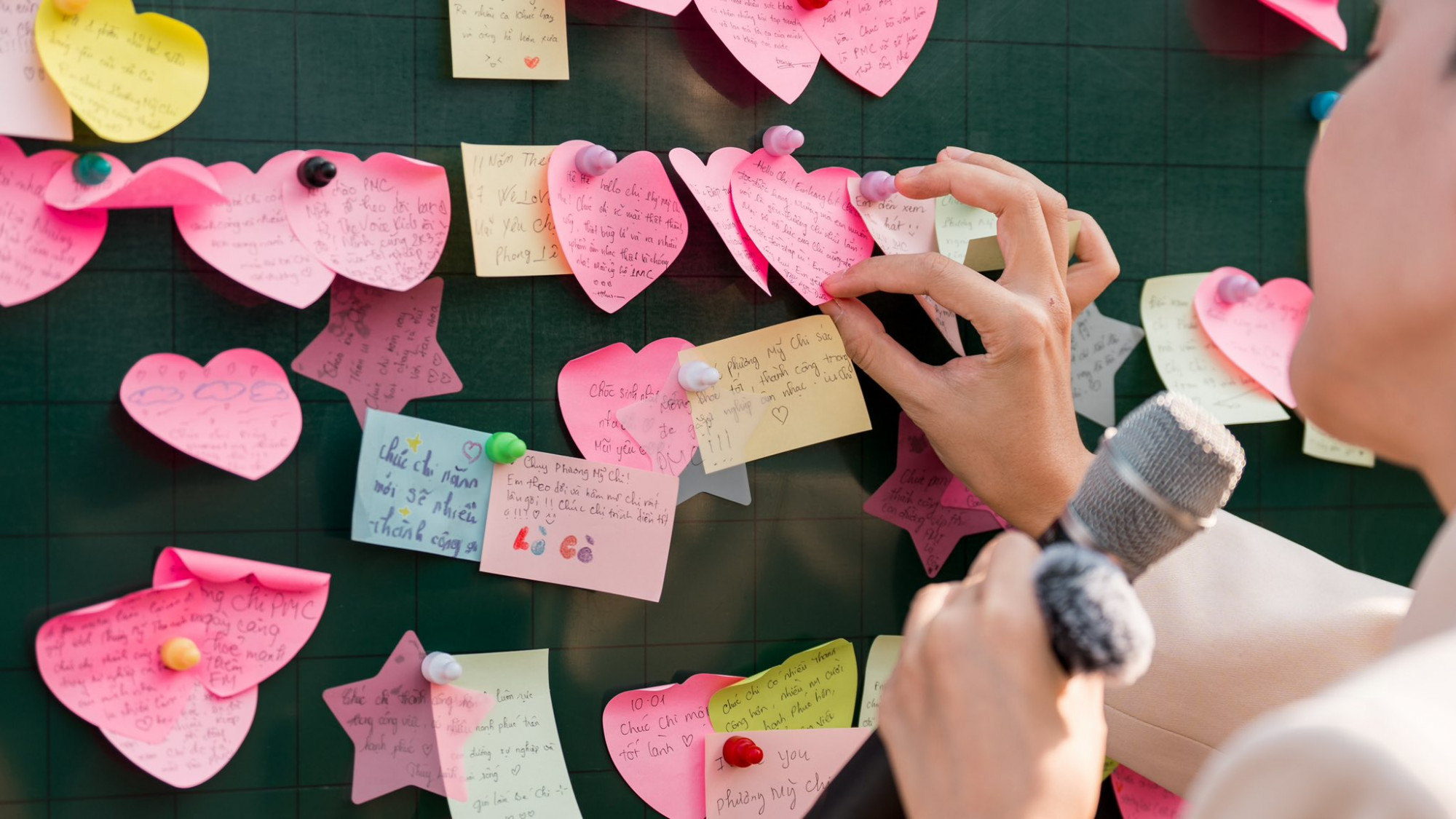 Khán giả viết những lời chúc cho Phương Mỹ Chi