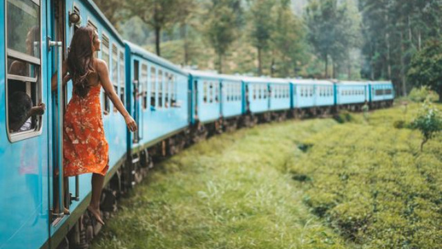 Chúng ta để lại gì ở sân ga 2025 và mang theo gì lên chuyến tàu 2026? - Ảnh: internet