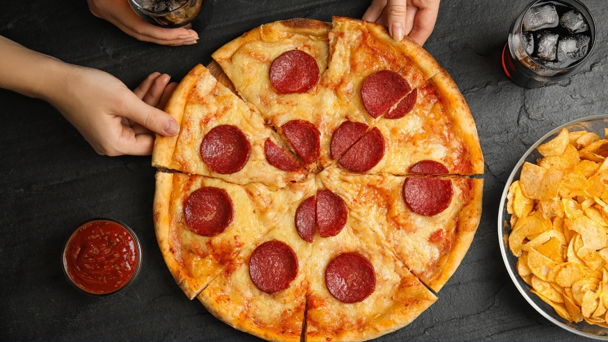 Chất bảo quản từ thực phẩm chế biến sẵn có liên hệ mật thiết với nguy cơ mắc một số loại ung thư và cả tiểu đường loại 2 - Ảnh: Liudmila Chernetska/Getty Images