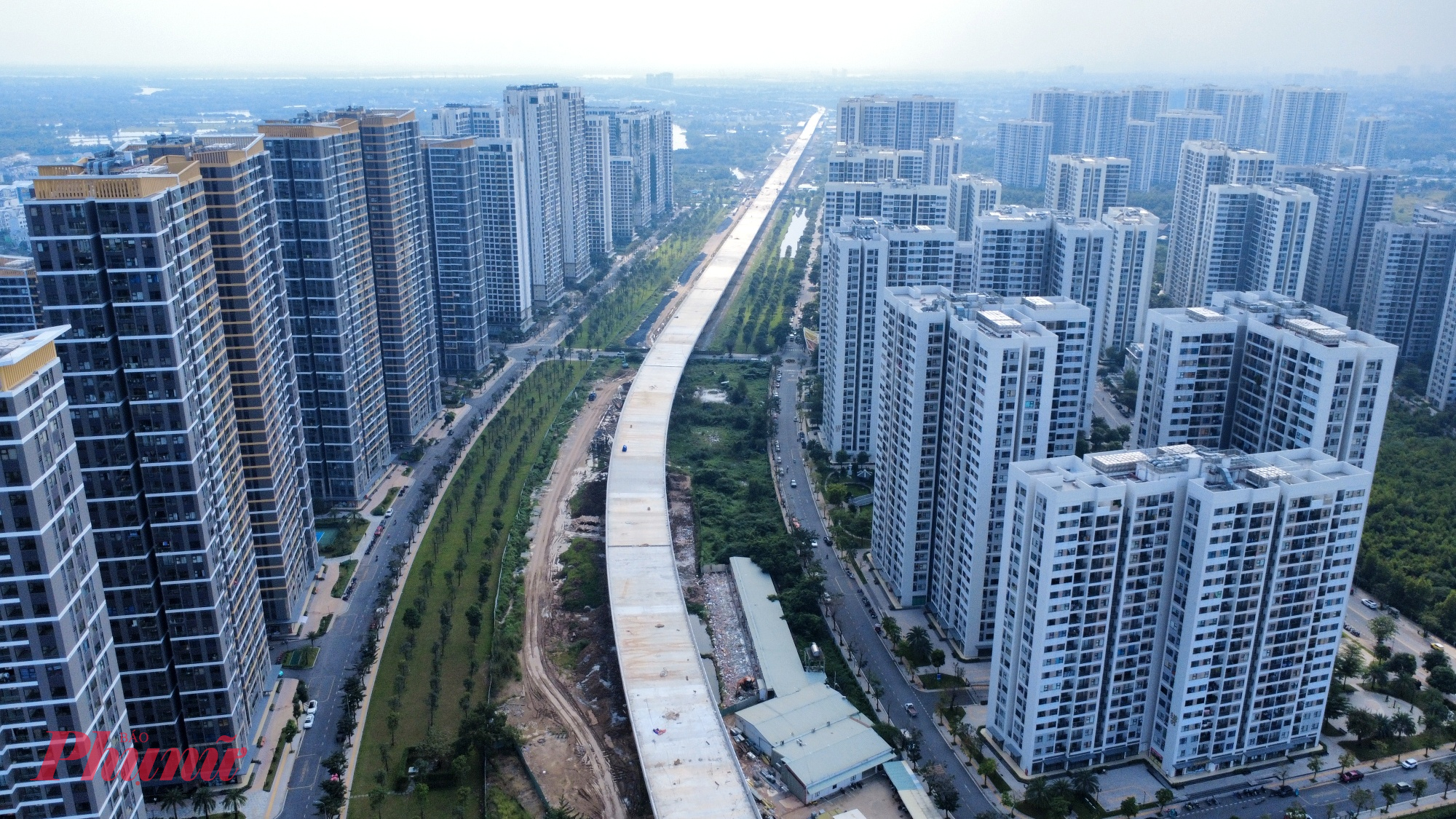 Đoạn 14,7km cầu cạn Vành đai 3 từ khu đô thị Vinhomes đến Đồng Nai đã thông xe kỹ thuật - Ảnh: Nguyễn Văn