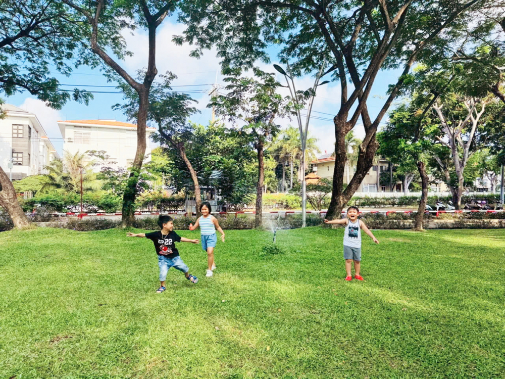 Tham gia hoạt động ngoài trời cũng là một cách sống xanh - Ảnh do tác giả cung cấp