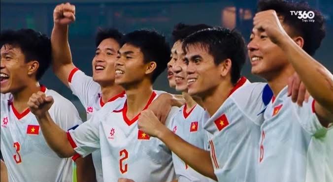 Niềm vui chiến thắng của các cầu thủ Việt Nam