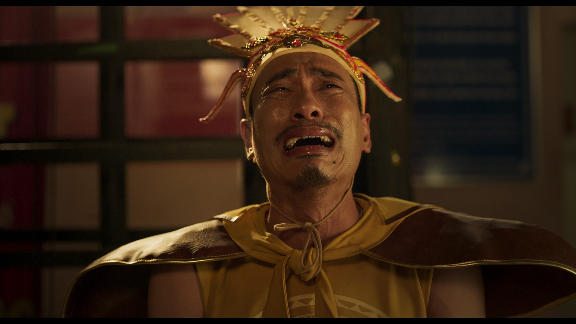 Kiều Minh Tuấn diễn xuất bùng nổ trong phim 