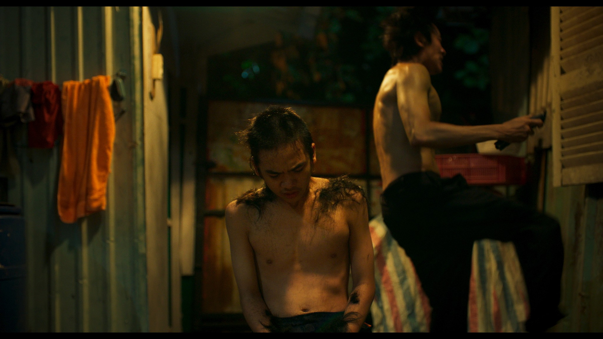 Kiều Minh Tuấn và Hạo Khang diễn xuất sắc ở cảnh quay này