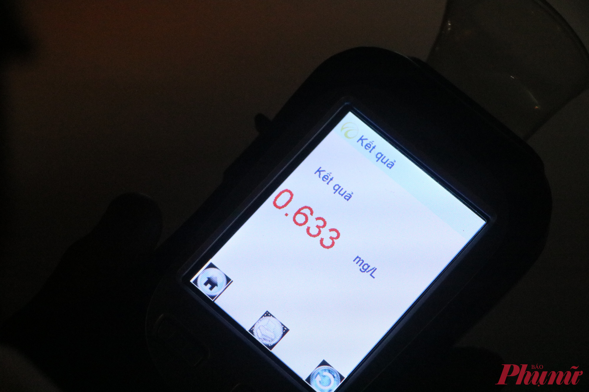 Một trường hợp vi phạm về nồng độ cồn ở mức khủng. Ảnh: Minh Mẫn.