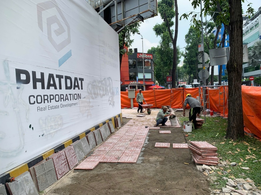 Hiện Phát Đạt cũng đang khẩn trương thi công chỉnh trang Nhà thi đấu Phan Đình Phùng thành không gian cảnh quan phục vụ cộng đồng