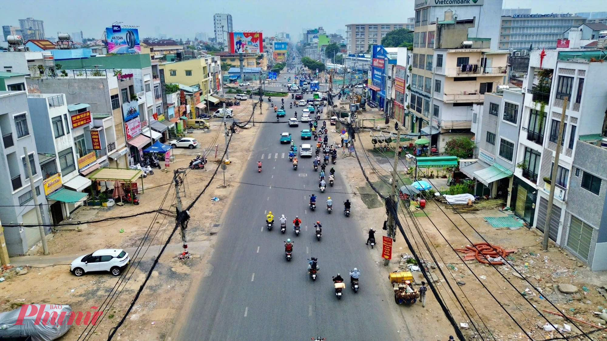 Hiện công tác bồi thường, giải phóng mặt bằng, dự án thu hồi 251.136m² đất, ảnh hưởng 585 trường hợp tại 14 phường. Đến nay, 100% mặt bằng đã được bàn giao, do đó không phải thực hiện lại việc tham vấn cộng đồng.