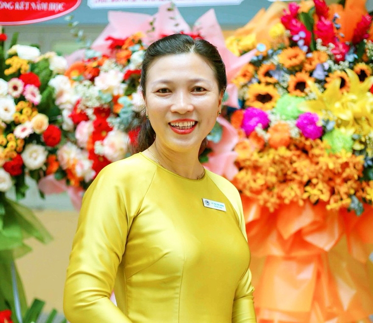 Bà Lê Thị Thu Hằng