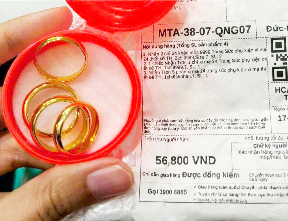 Ngày nay, vàng xi còn được bán nhiều trên không gian mạng để đáp ứng nhu cầu  làm đẹp  ngày tết -  Nguồn ảnh:  Internet 