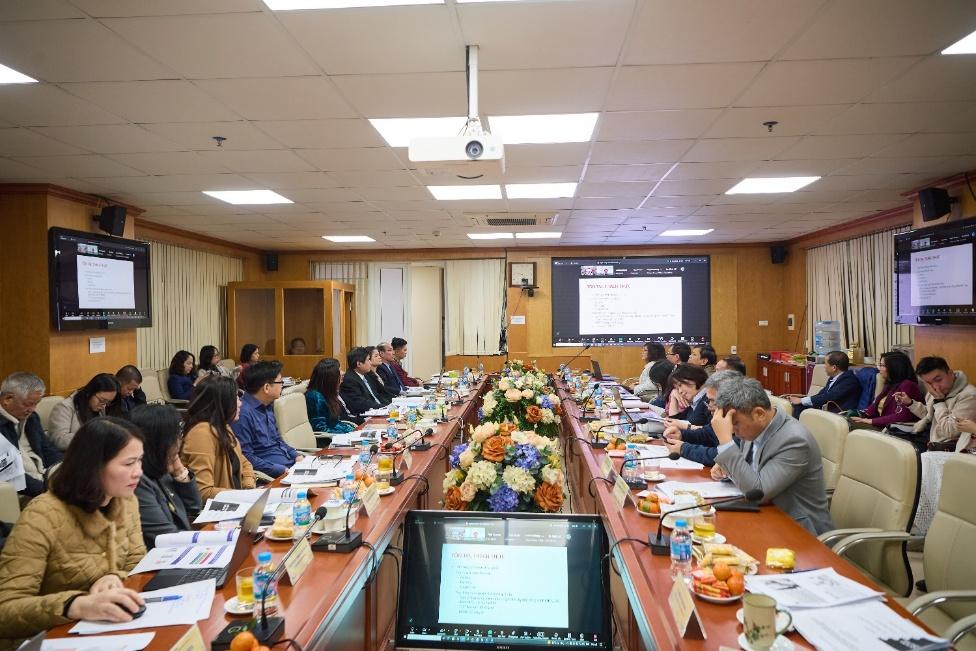 Các chuyên gia đầu ngành tham dự hội thảo - Ảnh: H.L