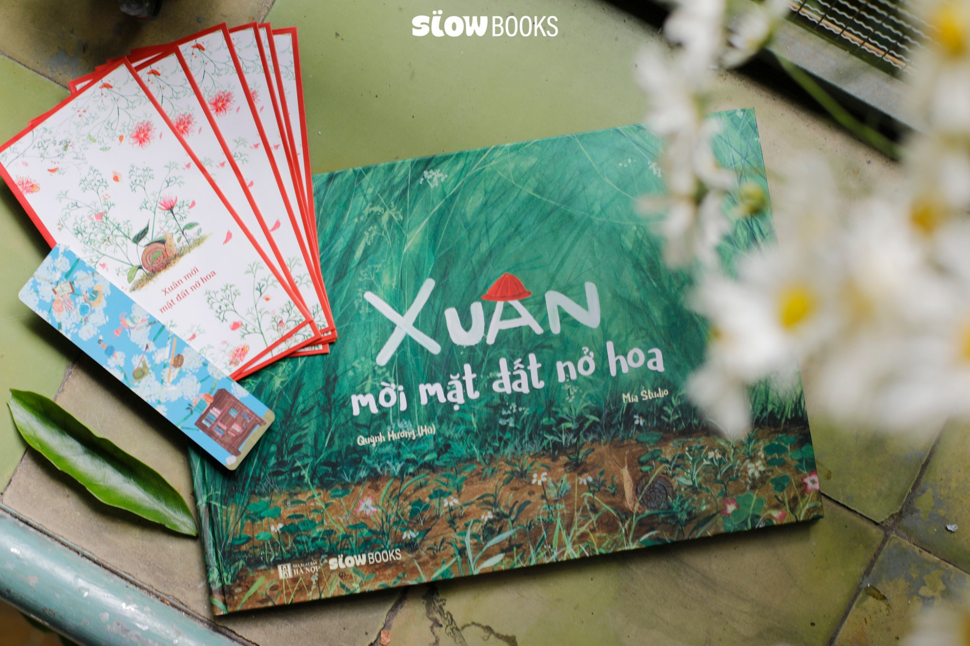 Sách tranh của Slowbooks được chăm chút từ nội dung đến hình thức - Ảnh: Slowbooks