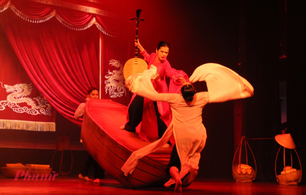 Gánh hát cù lao kể về những người nghệ sĩ cải lương vẫn nỗ lực giữ nghề 