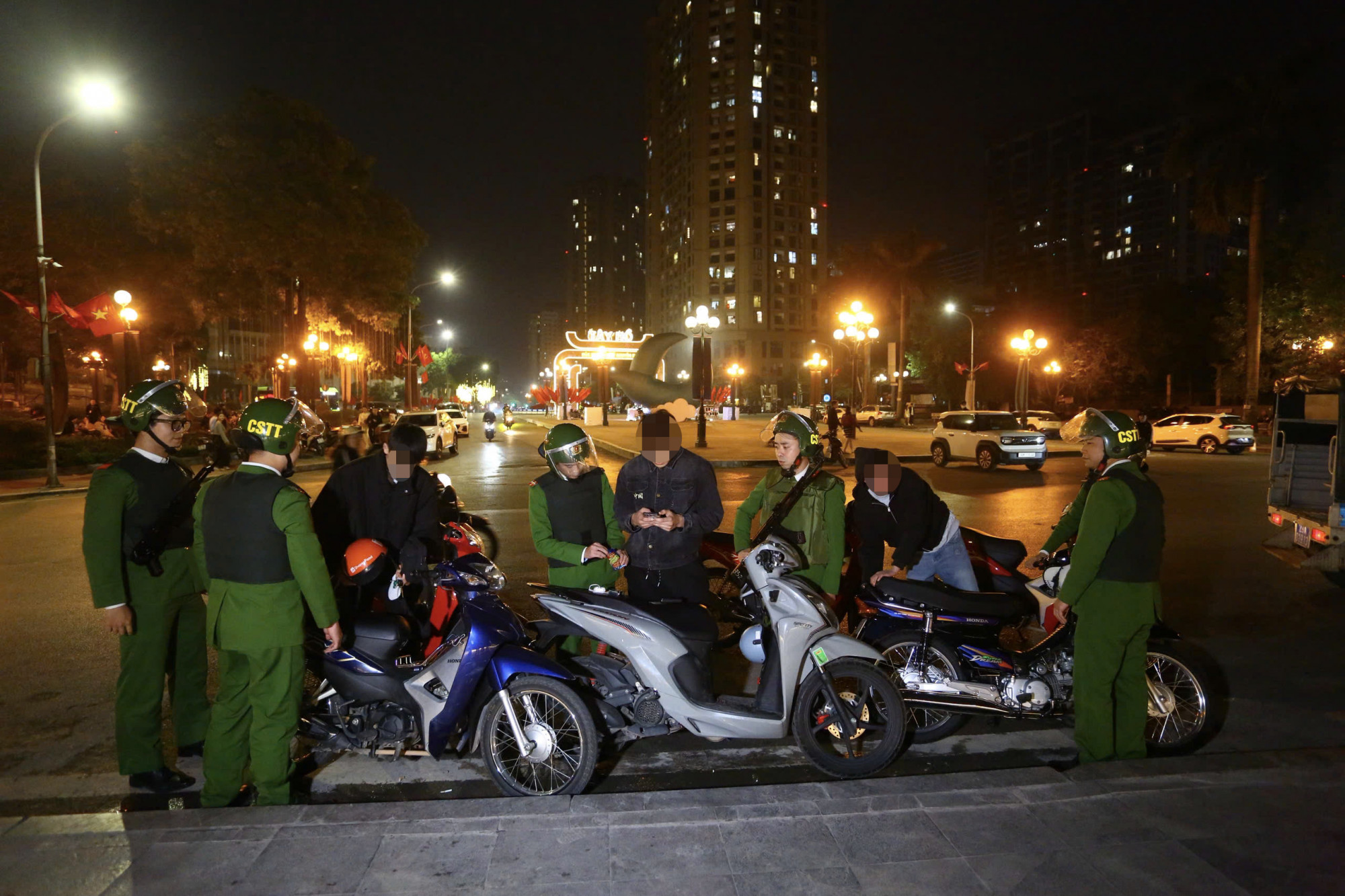 Ngay lập tức, tổ công tác tiếp cận, kiểm tra.