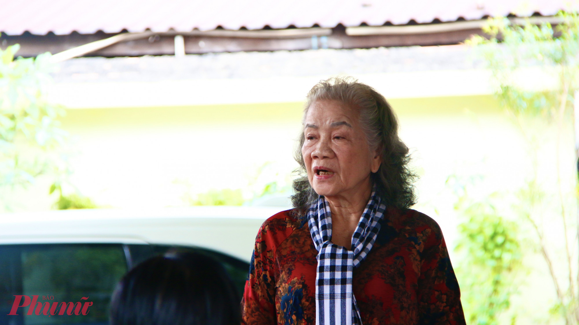 Bà Lại Thị Kim Tuý - Trưởng ban Quản lý Đình Cầu Sơn chia sẻ về quá trình hình thành và phát triển của đình