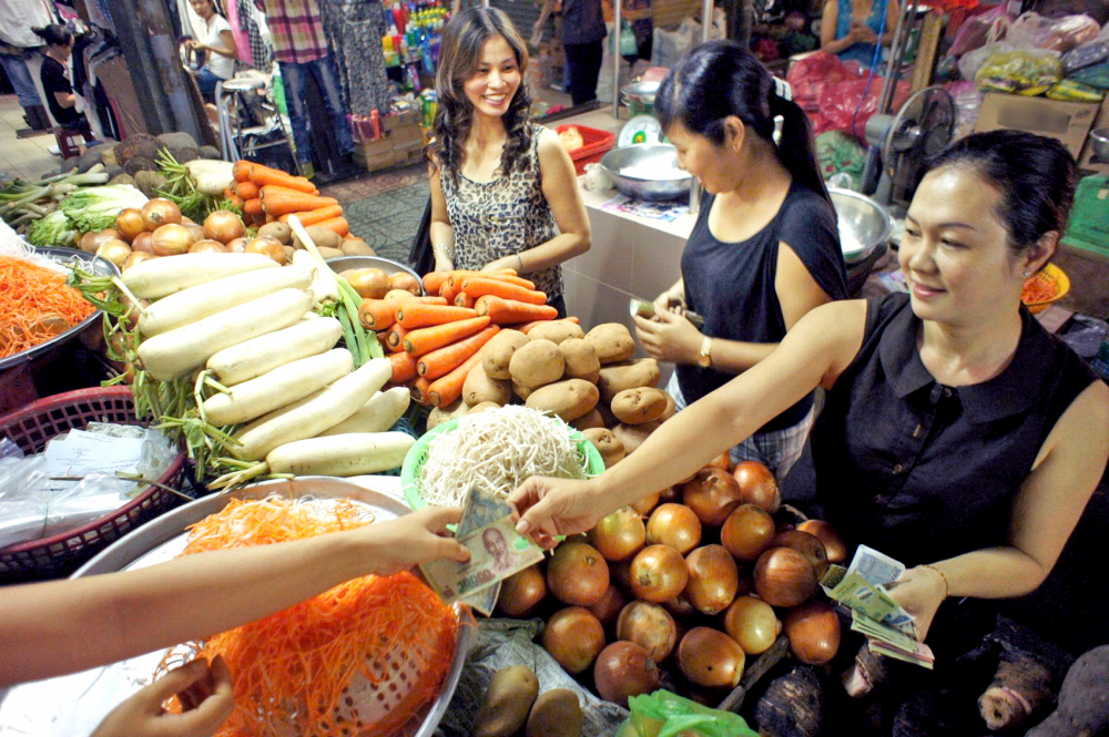 Vận hành gia đình không chỉ đơn giản là phép cộng chi phí, định giá bằng tiền mà còn cần trách nhiệm và sự sẻ chia - ẢNH MINH HỌA: PHÙNG HUY