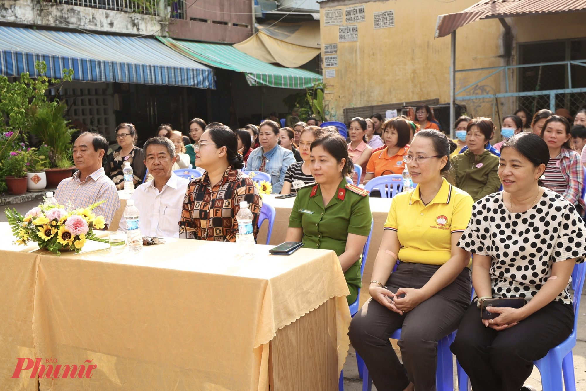 Các đại biểu tham dự chương trình