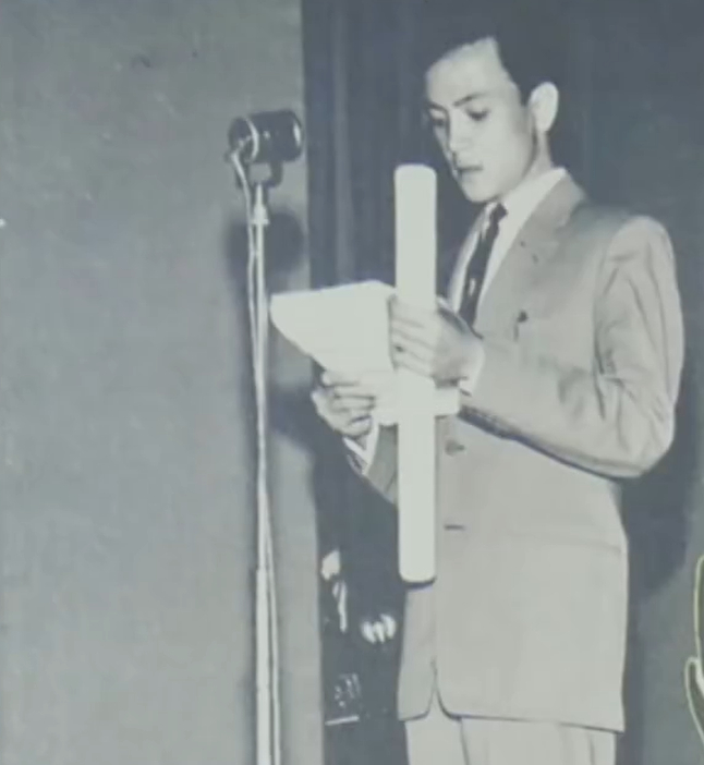 Trở thành nghệ sĩ, còn đạt giải thưởng