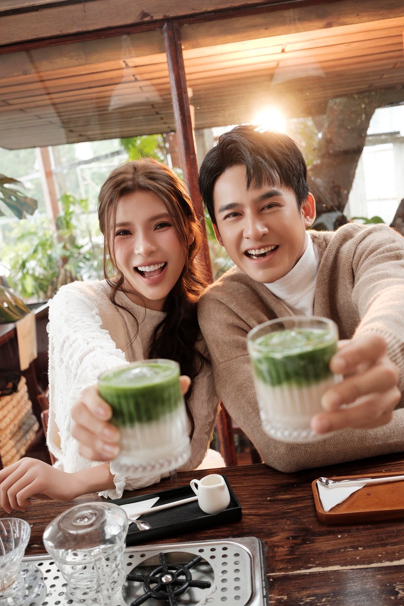 Thuý Diễm và Lương Thế Thành trong chuyến du lịch gần đây