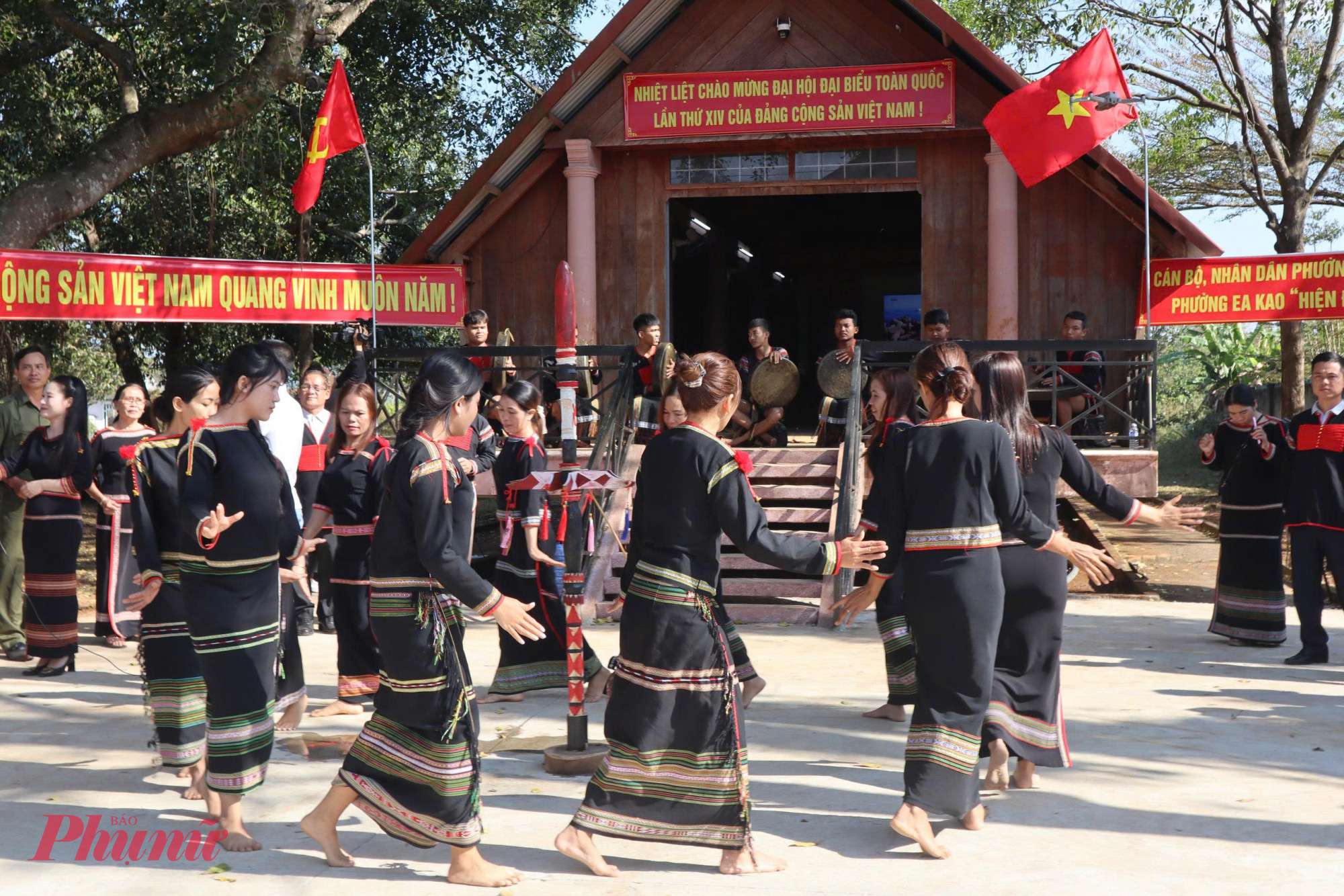 Nhiều hoạt động văn hóa chào mừng Đại hội Đảng toàn quốc lần thứ XIV