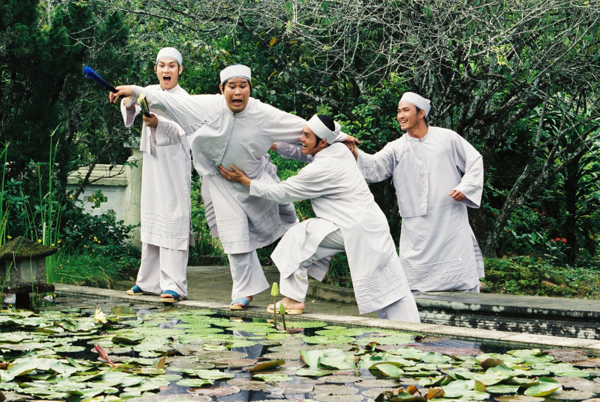 Phim Lục Vân Tiên ra mắt khán giả vào năm 2004, quy tụ dàn diễn viên hùng hậu như: Chi Bảo, Hồng Ánh, Trương Ngọc Ánh, Phước Sang, Nguyên Vũ, 