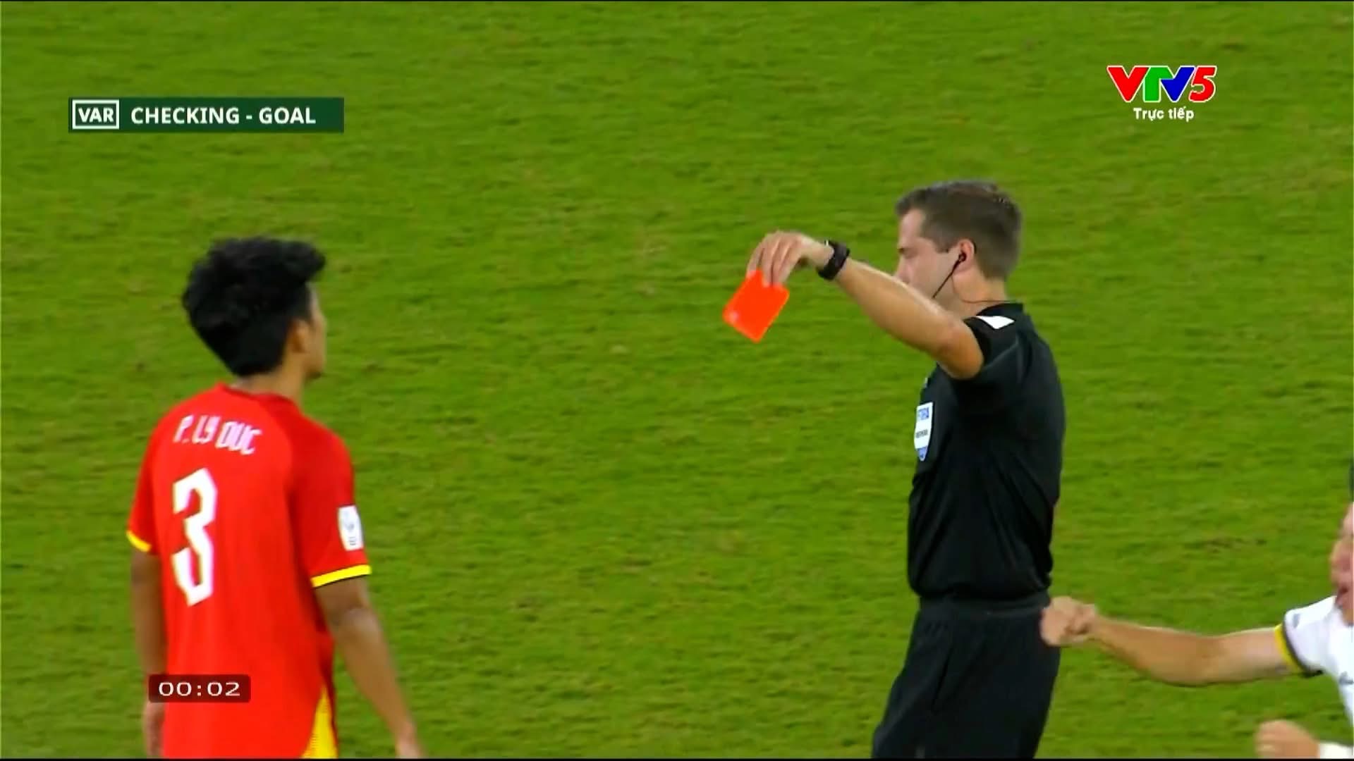 Tình huống Lý Đức nhận thẻ đó, U23 Việt Nam gần như không còn cơ hội lật ngược trận đấu