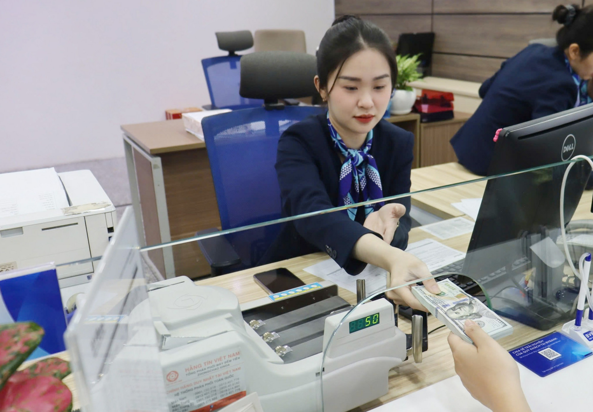 dòng kiều hối về TPHCM tiếp tục giữ được đà tăng trưởng bền vững