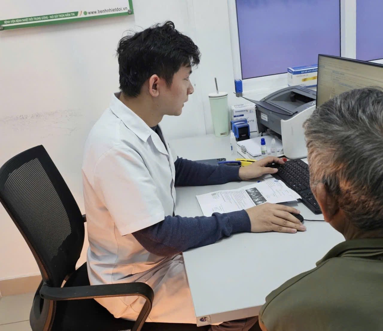 Thói quen ăn uống không lành mạnh khiến 