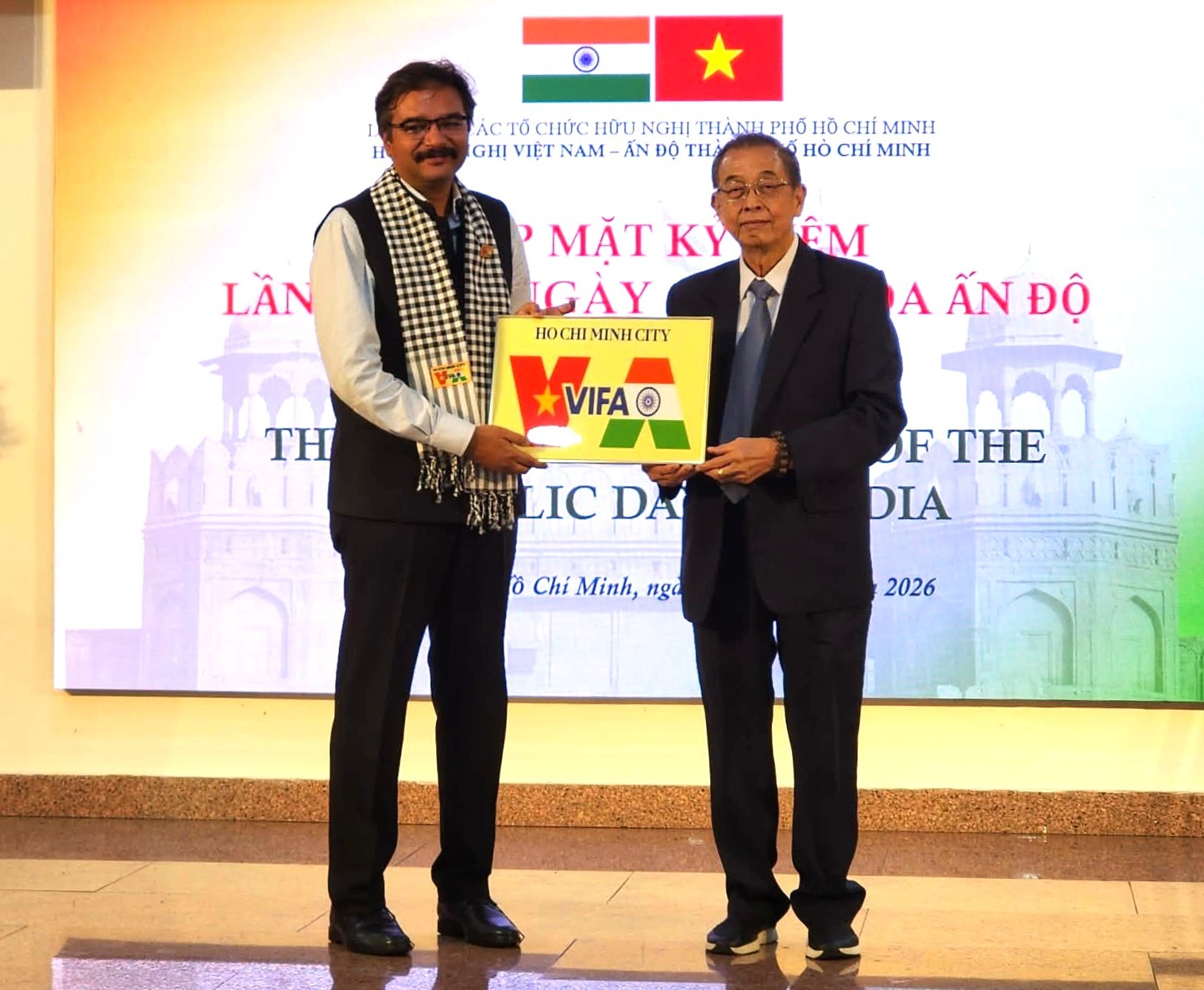 Nghi thức công bố và trao tặng Logo nhận diện mới của VIFA