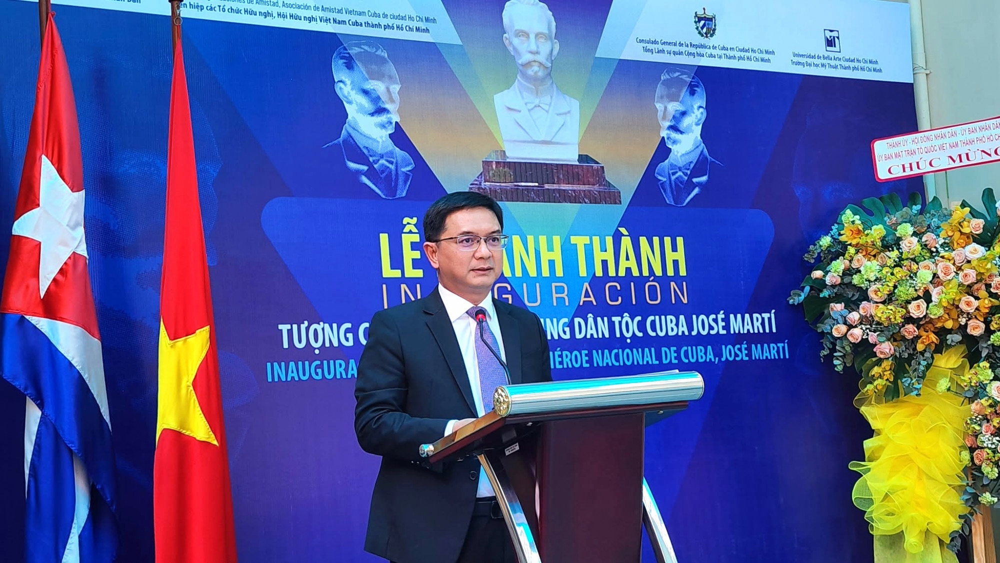 Phó Chủ tịch UBND TPHCM Nguyễn Mạnh Cường nhấn mạnh rằng tác phẩm tượng chân dung Anh hùng dân tộc Cuba José Martí là một di sản văn hóa nhỏ nhưng quý giá trong hành trình hữu nghị Việt Nam - Cuba.