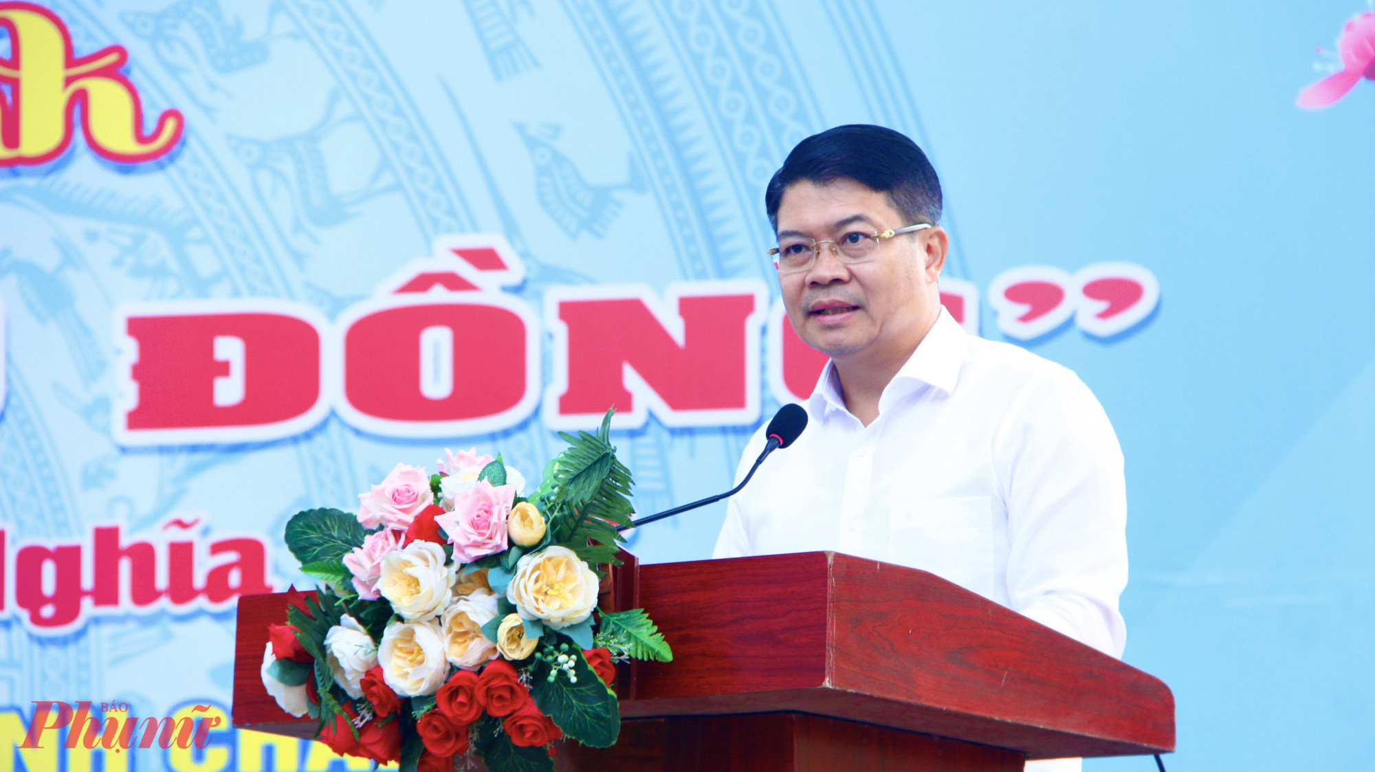 Ông Nguyễn Thành Lợi – Bí thư Đảng ủy, Chủ tịch HĐND xã Bình Chánh cho biết, trong năm 2025 vừa qua, công tác chăm lo an sinh xã hội trên địa bàn xã đã đạt được nhiều kết quả tích cực. Đây là minh chứng rõ nét cho sự nỗ lực, quyết liệt trong chỉ đạo, điều hành của cấp ủy, chính quyền địa phương, đồng thời thể hiện tinh thần chung tay, góp sức đầy trách nhiệm của các tổ chức, cá nhân, cơ sở tôn giáo và Nhân dân trên toàn địa bàn xã. Ông nhấn mạnh, “Phiên chợ 0 đồng” không chỉ là nơi trao tặng những phần quà Tết đến người dân có hoàn cảnh khó khăn, mà còn là dịp kết nối những tấm lòng nhân ái, lan tỏa tinh thần đoàn kết, nghĩa tình của cộng đồng. Tuy những phần quà được trao không lớn về giá trị vật chất, nhưng chứa đựng trong đó là tình cảm, trách nhiệm và sự quan tâm sâu sắc của Đảng bộ, chính quyền, Ủy ban MTTQ Việt Nam xã, các cơ sở tôn giáo cùng các đơn vị, cá nhân dành cho người dân khó khăn. Mong rằng, những phần quà nghĩa tình này sẽ góp phần giúp các gia đình đón Tết Bình Ngọ 2026  thật đủ đầy, đầm ấm và tràn đầy niềm vui.