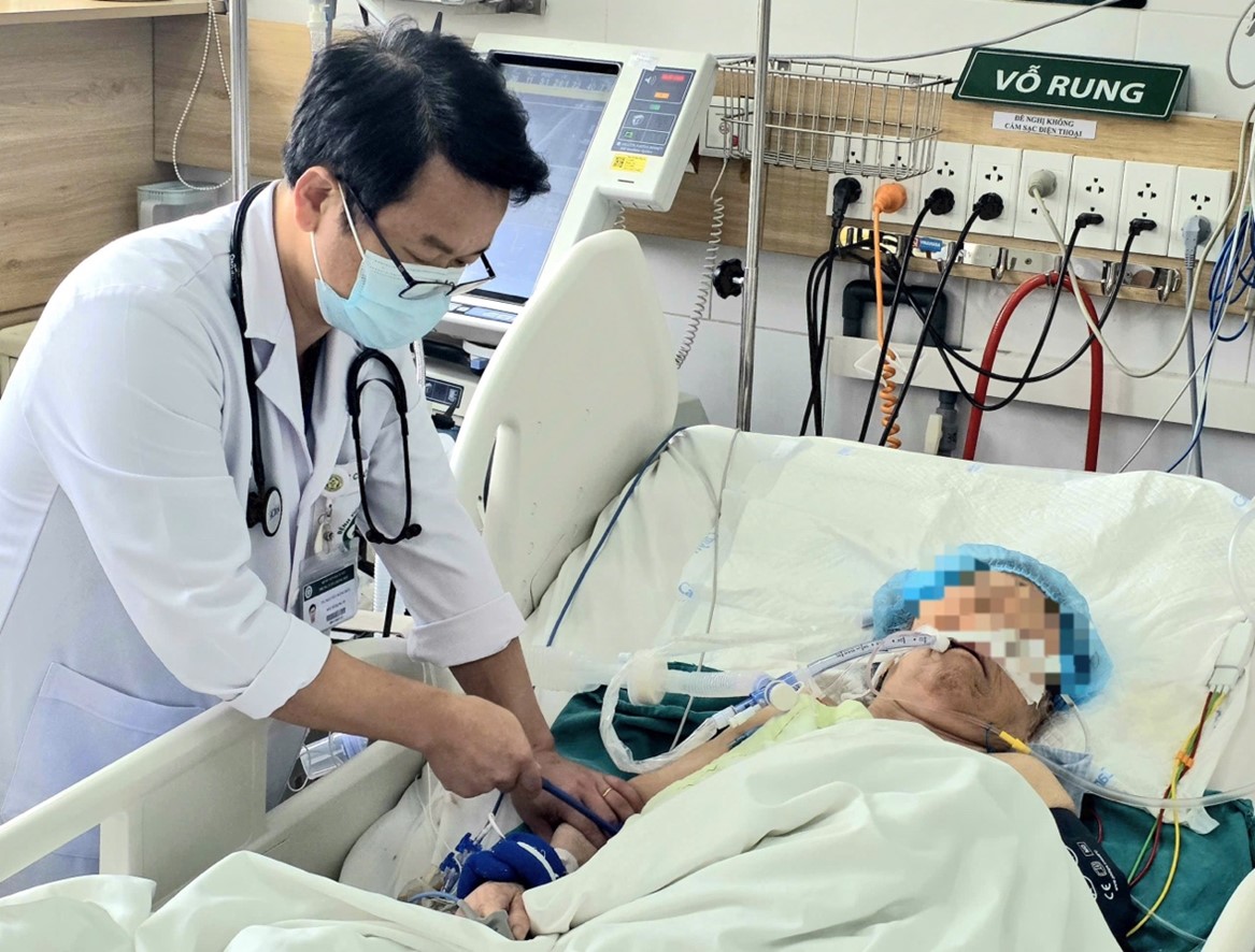 Nữ bệnh nhân hôn mê vì đốt 